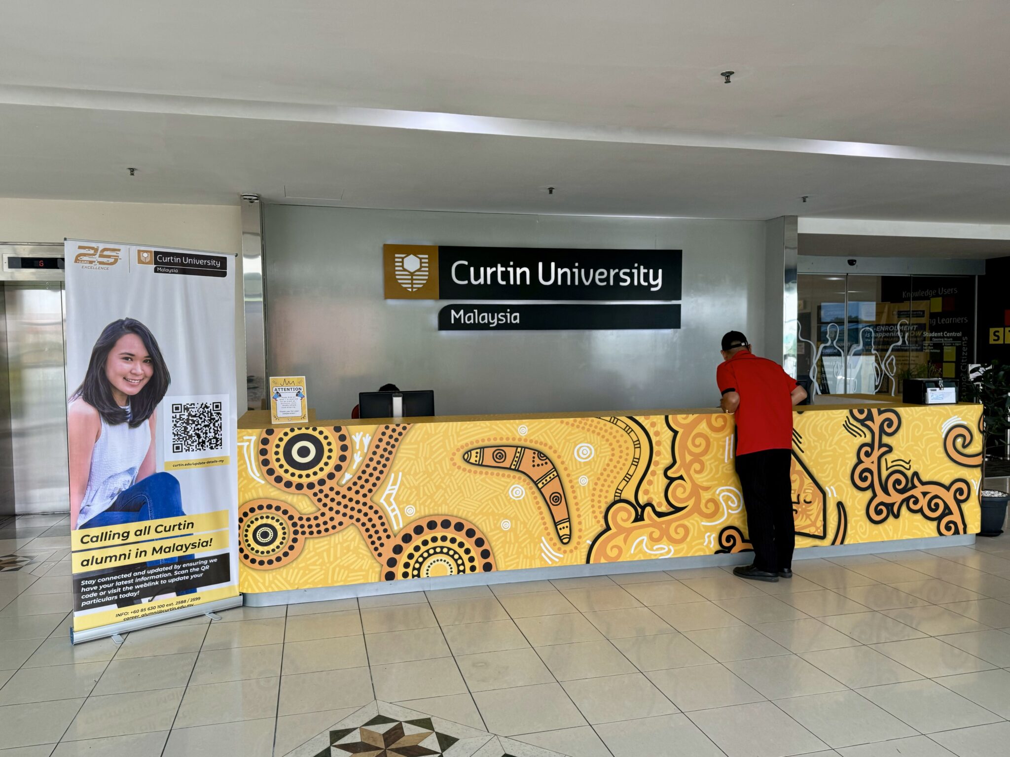 Image for Curtin University Library goes global